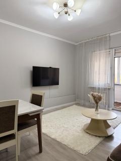 Напротив Меги с Потрясающим видом на Горы - 1