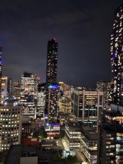 Home Stay - Stay with your Host in CBD - 2