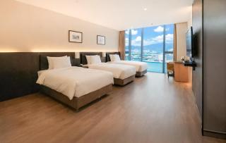 Venezia Hotel and Suite - Yeosu - 6