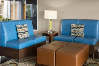 Super 8 by Wyndham Ellenton Bradenton Area - 4