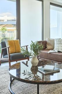 Frank Porter - Nara, The Valley - 5