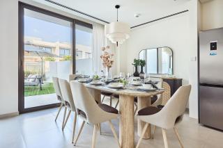 Frank Porter - Nara, The Valley - 1