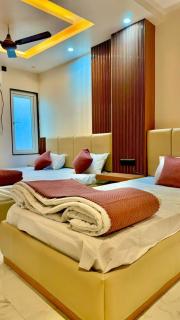 HOTEL RR Grand - 2