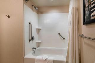 Courtyard by Marriott Atlanta Buford Mall of Georgia - 5
