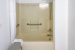 Quality Inn & Suites Georgetown - Seaford - Georgetown - 8