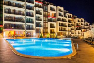 Helios Seaview Apartment - 0