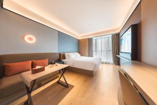 Orange Hotel Qingdao Licun Pedestrian Street - 2