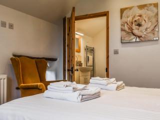 Little Owl Cottage - 2