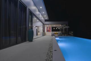 A Stunning 4BR Panorama Seaview at Chaweng Noi - 2