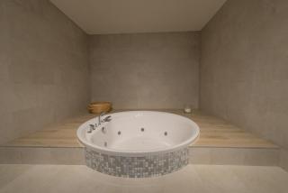 Luxury 5 bedroom villa - 6