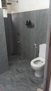 Seven Crest Hotel Anuradhapura - 1