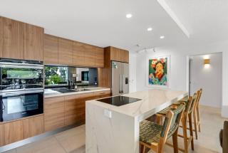 Seven at Aquarius - Coral Sea Views near the Lagoon - 6