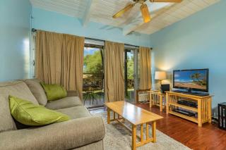 Kihei Bay Surf #109 Studio Across From Sandy Beach, Shared Hot Tub, Great Rates - 8