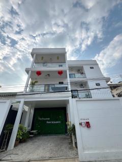 lovely pool villa,9 BR,snooker,BBQ - 0