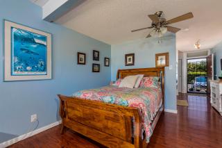Kihei Bay Surf #109 Studio Across From Sandy Beach, Shared Hot Tub, Great Rates - 2
