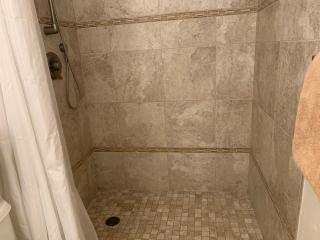 Kihei Bay Surf #213 Studio Kitchen, Wifi, Great Rates, Shared Hot Tub, Near Beach - 1