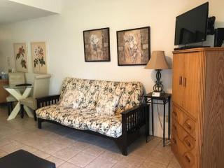 Kihei Bay Surf #226 Studio Convenient, Shared Hot Tub, Near Beach, Great Rates - 6
