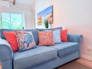 Kihei Bay Surf #250 Renovated Studio, Wifi, close to Beach, Great Rates - 9