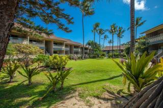 Kihei Bay Vista #A-102 Across From The Beach, A/C throughout Great Rates - 7
