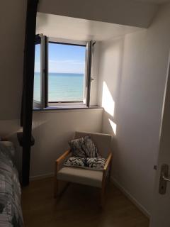 Seaside Escape Charming Apartment in the Heart of Ault - 6