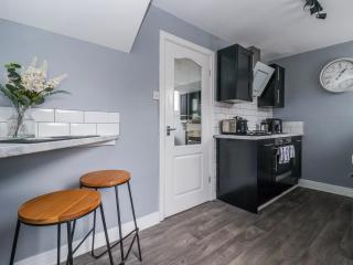 127 Bellhouse Way - 2