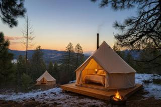 Scenic Glamping Stay with Quiet Privacy and Restful Views in Sandpoint, Idaho - 7