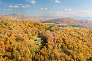 Serene Mountainside Retreat with Panoramic Views & Game Room in Bovina, New York - 1