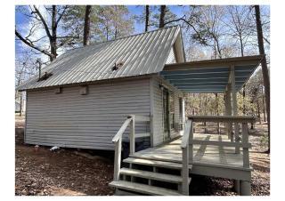 Cozy Loft Cabin with Private Pond Views Near Zwolle Louisiana - 0