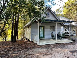 Cozy Loft Cabin with Private Pond Views Near Zwolle, Louisiana - 0
