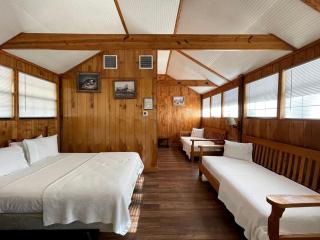 Charming Cabin with Scenic Wooded Views near Zwolle, Louisiana - 4