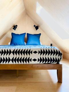 Waterfront Loft Cabin with Stargazing Skylights & Fishing in Humboldt, Kansas - 6