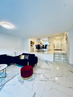 Elegant 5BR & 1LR Villa , Private Stay with Prime Location - 1