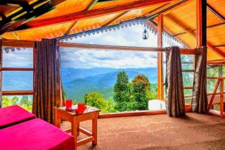 THE CEDAR CASTLE - 9