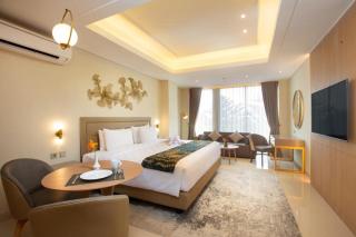 Louis Kienne Suites Cikarang - 2