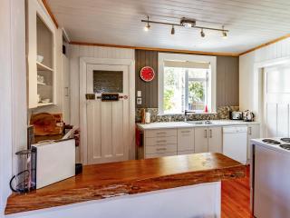 Stag & 3 Pigs - Ohakune Holiday Home - 3