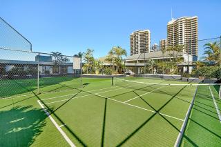 Surfers Home - Beach Stay - Sleeps 8 - Free Parking - 7
