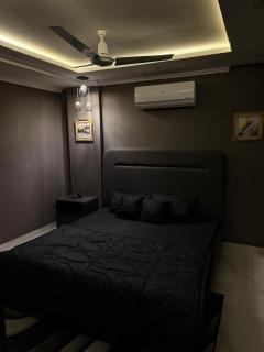 Angela's Home Elite Class Apartment Lahore - 3