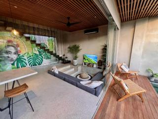 2BR with rooftop, 5min walk to Berawa Beach - 0