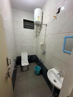 Dotz Aura Stay Inn - 3