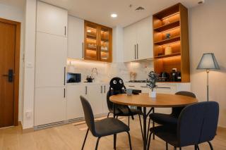 Cozy and Modern 1BR , Prime Location - 5