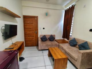 Simple city Loft with quite surroundings - 3