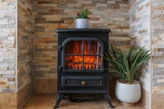 Stylish Southbourne Coastal Retreat Near Beach with Free Parking - 7