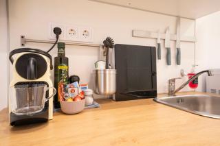 CABAnA I new I AC I wifi I URBAN I Space - 3