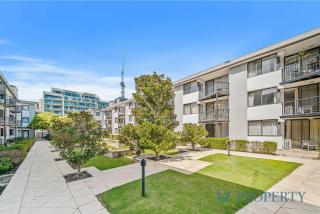 South Perth Gem Minutes to City & Foreshore - 0