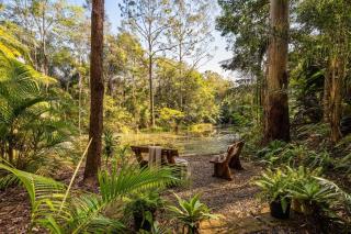 Dual-Level Rainforest Retreat 6BR & 6 Bath - 8