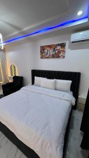 The White Residence Booking Partner- Inyeneobong - 2