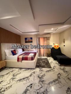 Ayahs court Paris - 5