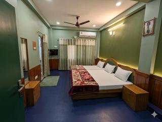 Hotel Neelkamal - 0