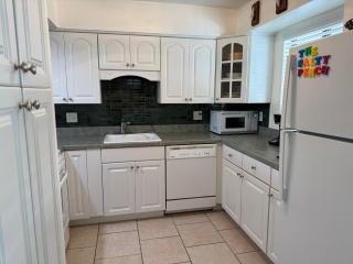 The Salty Perch at Runaway Bay - Bradenton Beach - 6