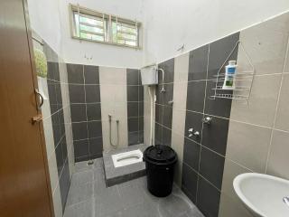 Yellow Homestay - 6